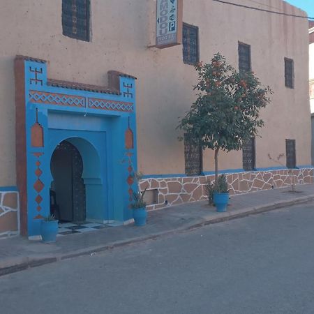 Riad Amodou Tinghir Buitenkant foto