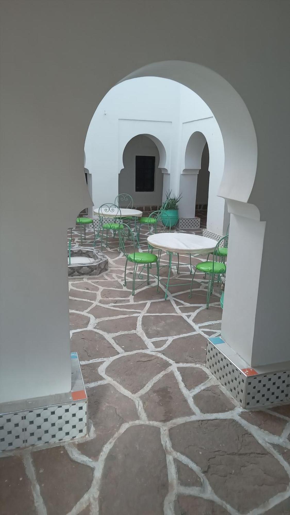 Riad Amodou Tinghir Buitenkant foto