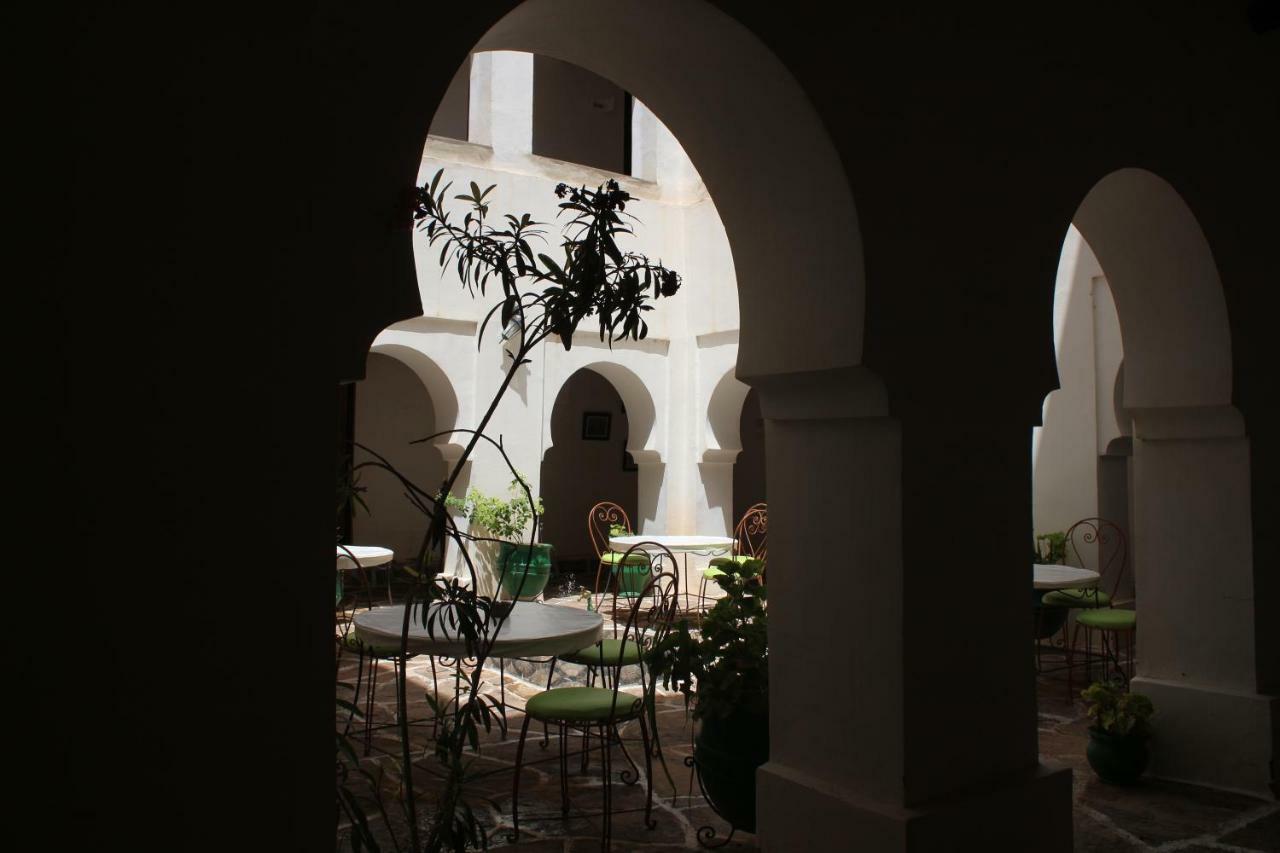 Riad Amodou Tinghir Buitenkant foto